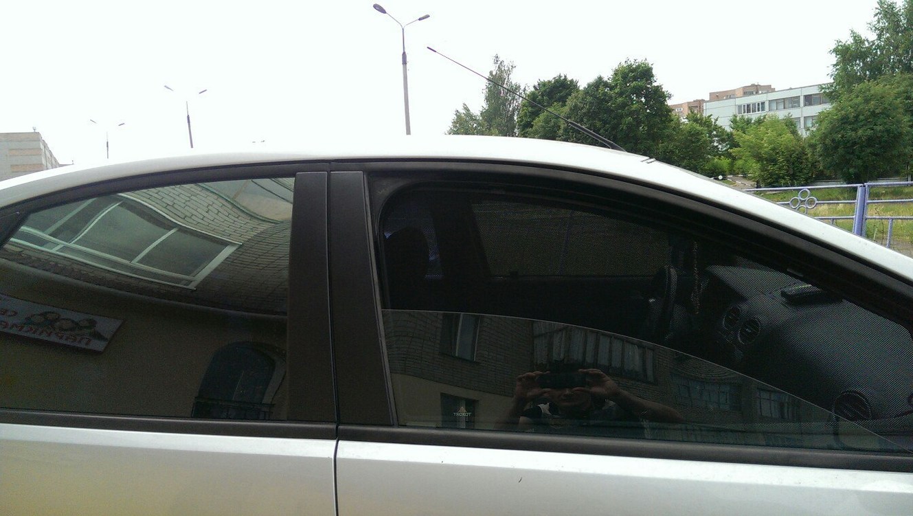  Каркасные автомобильные шторки - Ford Focus (2) (2005-2011) Седан Комплект на передние двери PREMIUM - фото